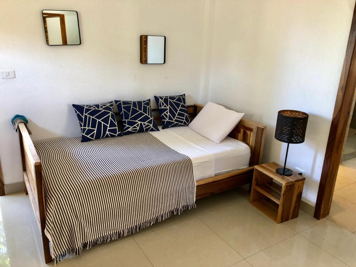 Nautilus Lodge Puerto Lopez Luaran gambar