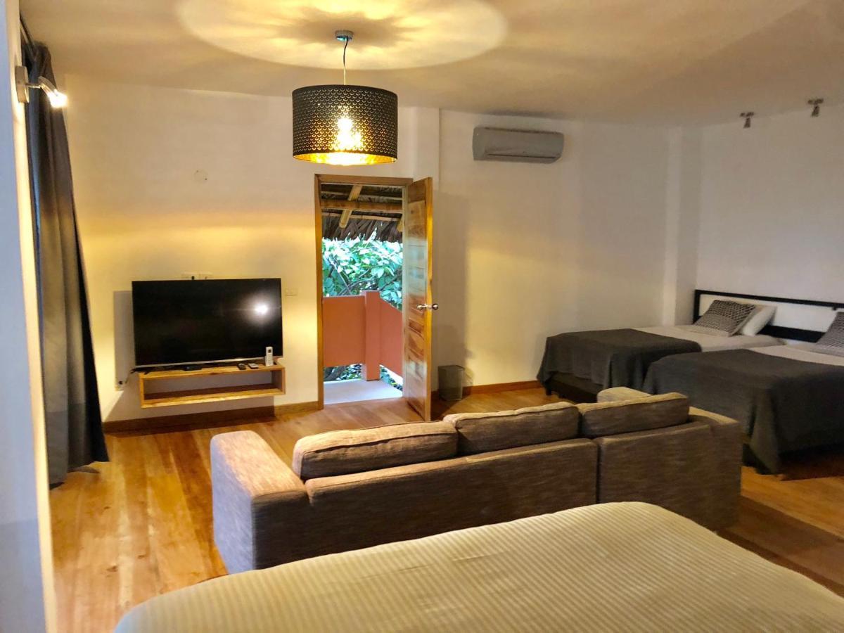 Nautilus Lodge Puerto Lopez Luaran gambar
