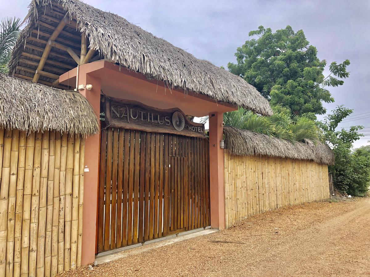 Nautilus Lodge Puerto Lopez Luaran gambar