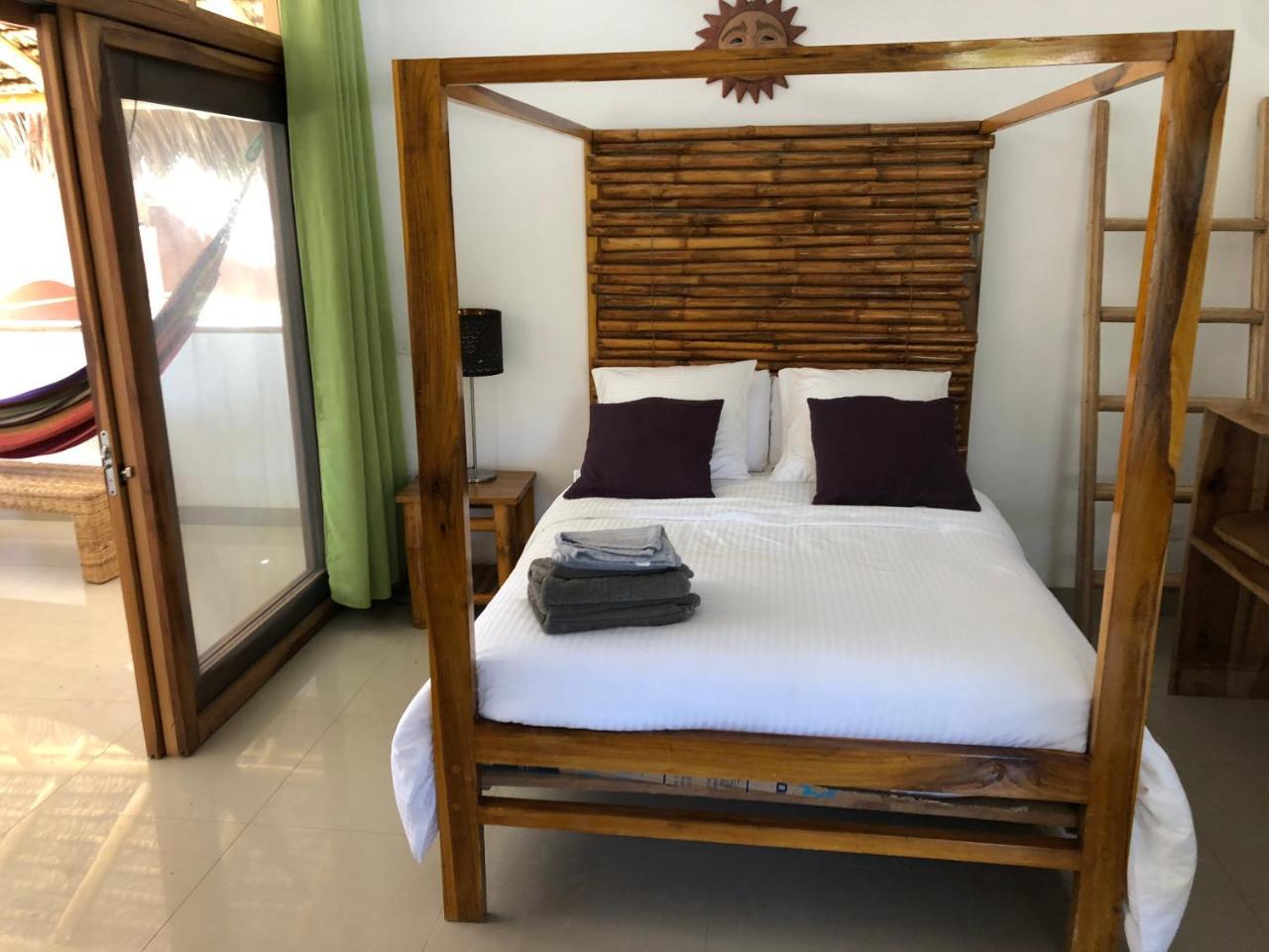 Nautilus Lodge Puerto Lopez Luaran gambar