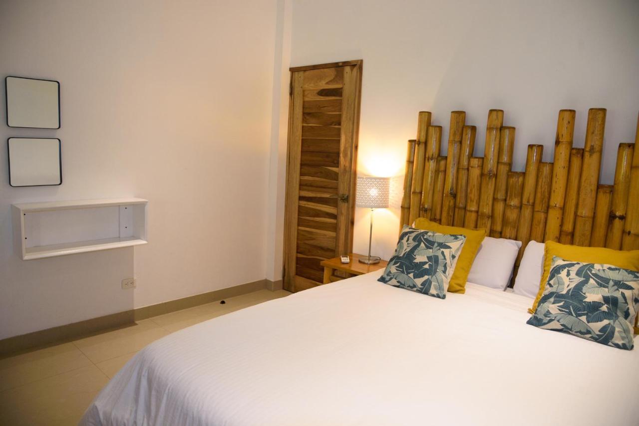Nautilus Lodge Puerto Lopez Luaran gambar
